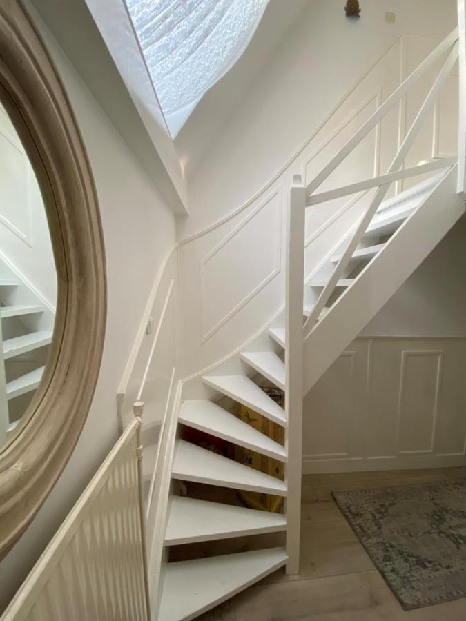 Casa Blanca Old -